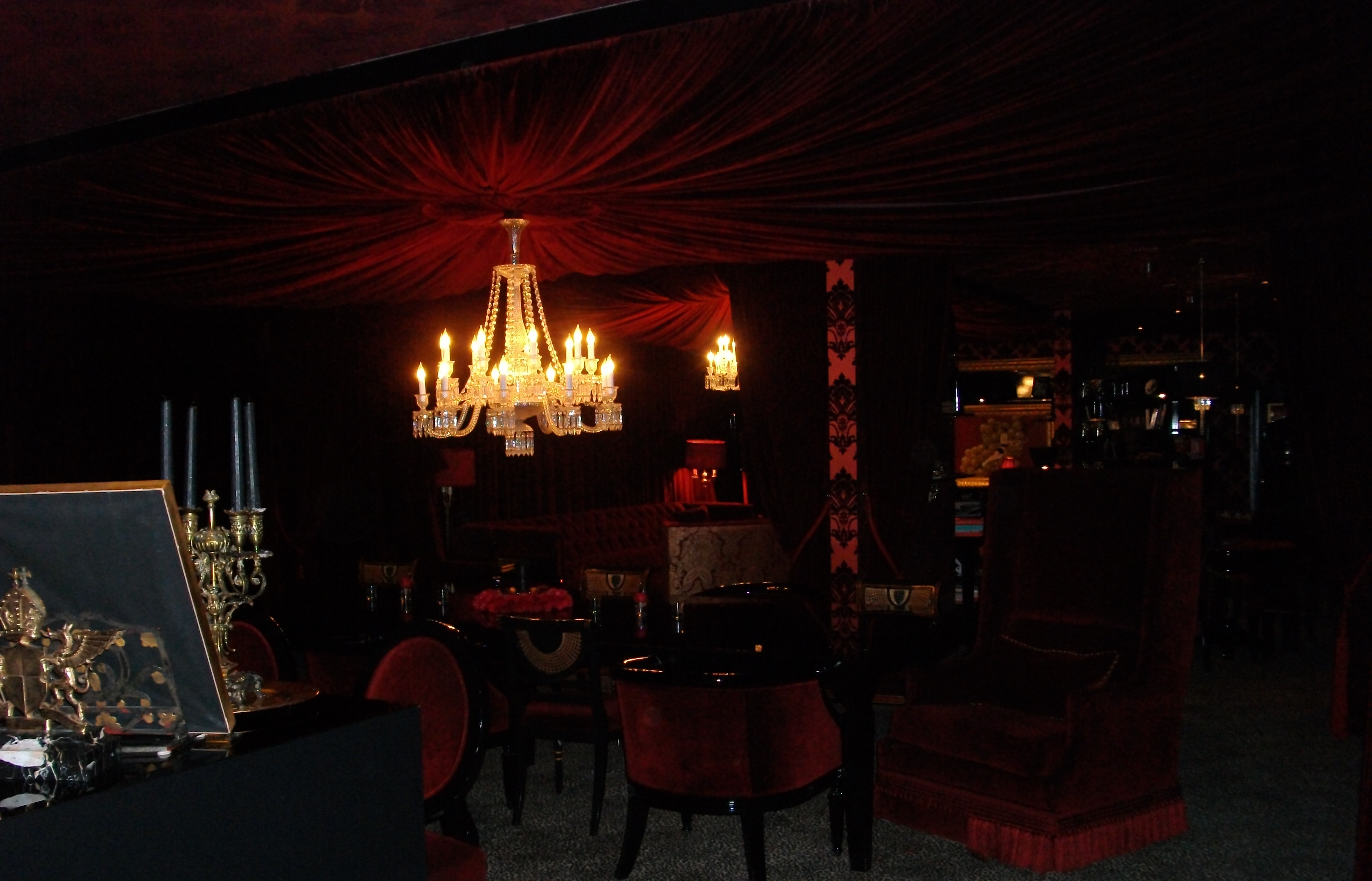 red room red room