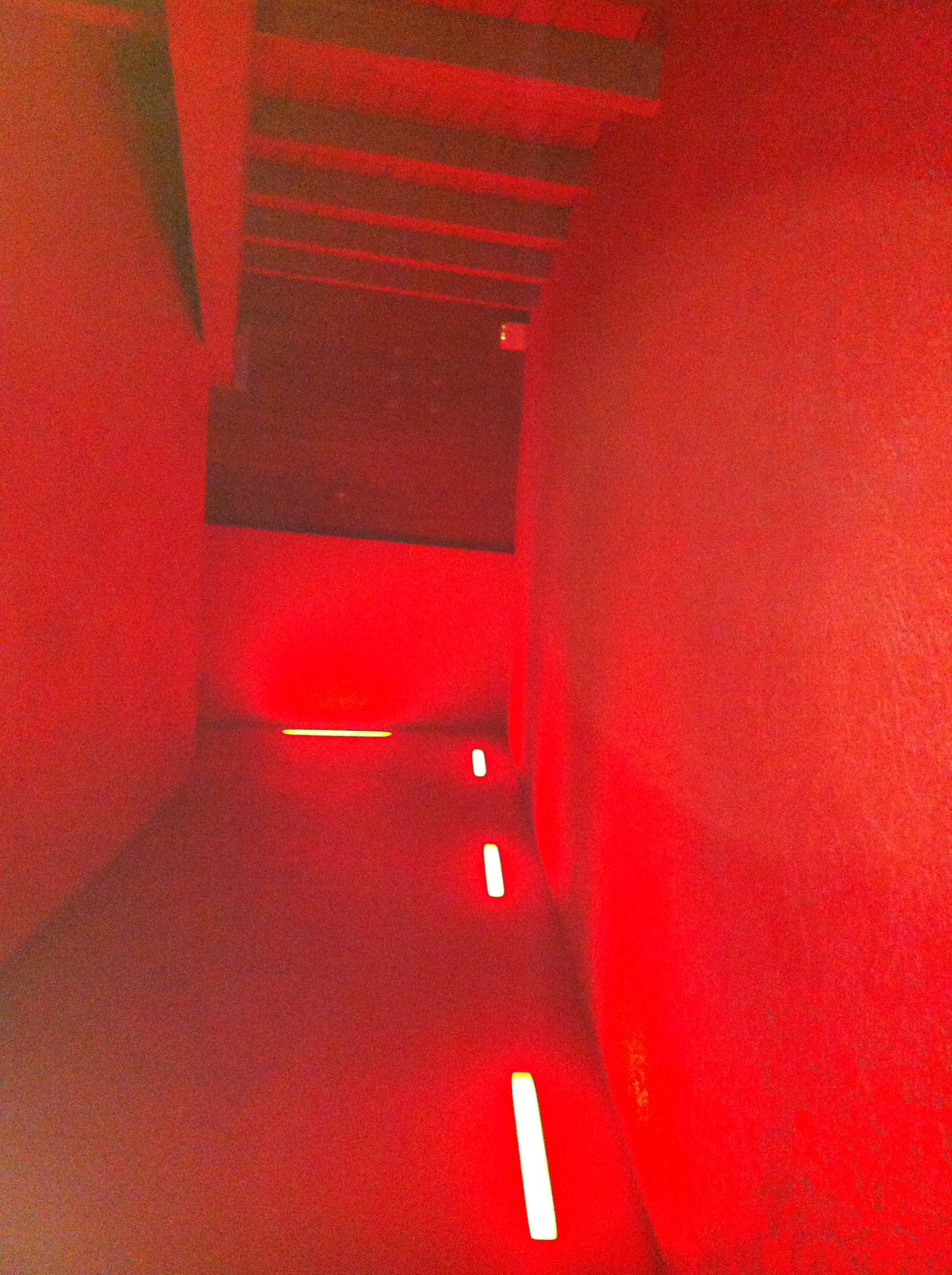 una delle aree si illumina di rosso al passaggio