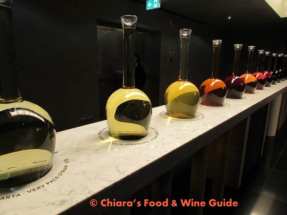 learn the colors of wine at wine pavilion