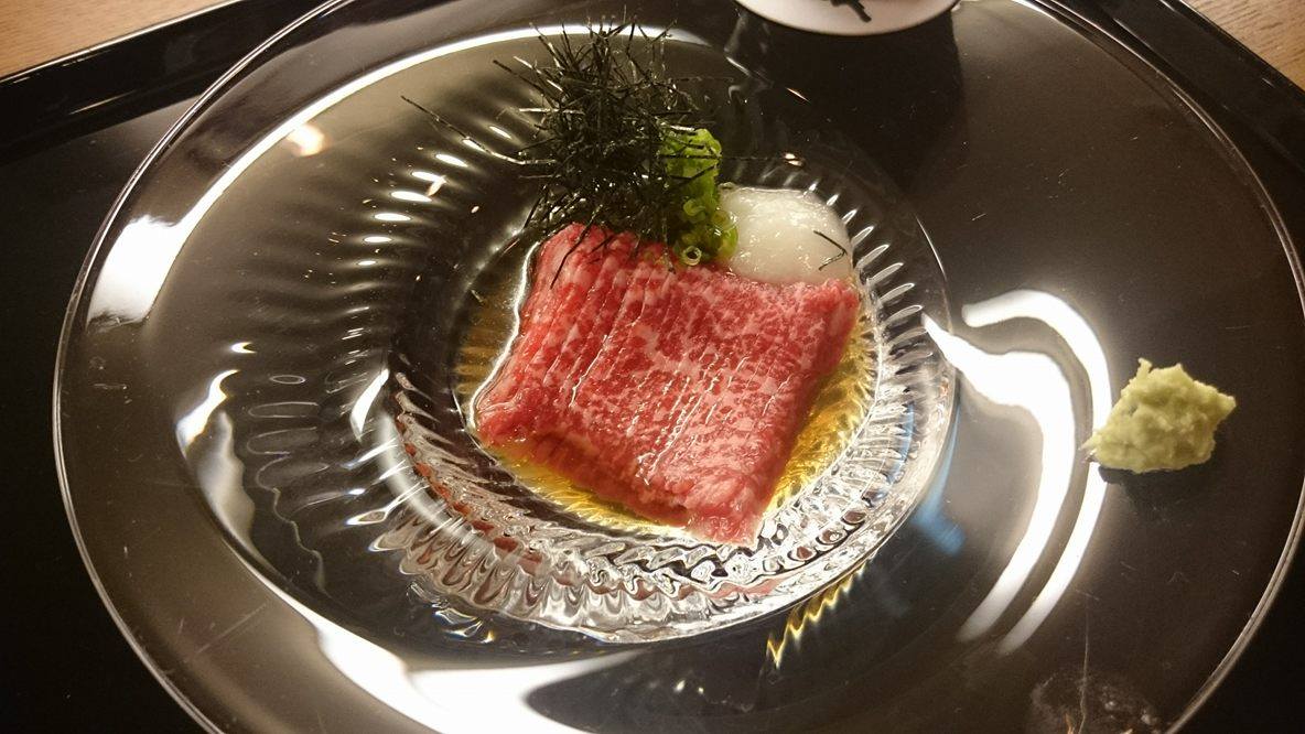 Isshin 2 Michelin stars in Kyoto and its super Kobe beef. Chiara Giorleo